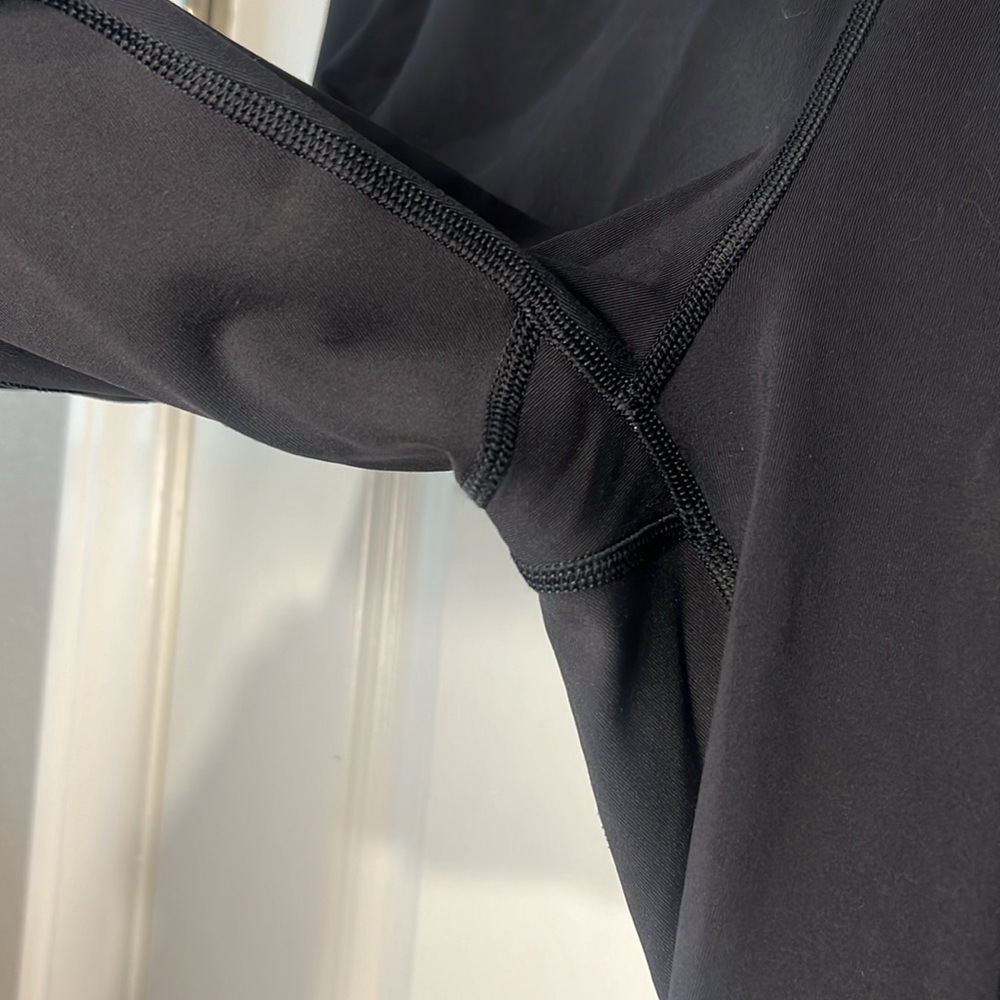 Lululemon Speed Up Crop *Mesh 21"
Black - Picture 4 of 11
